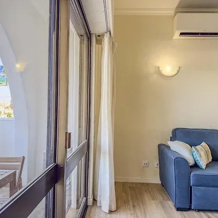 Apartment #406 Modern 1br With Pool Near Oura Strip Albufeira